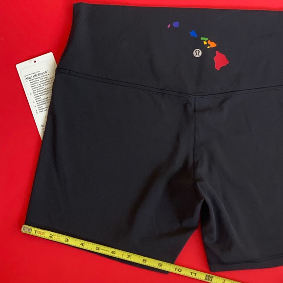 16 Hawaiian Aloha Lululemon Align HR Short black - Picture 7 of 10